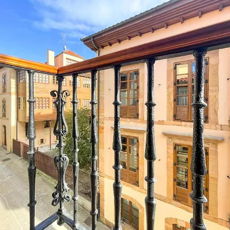 San Isidoro Coliving 3* オビエド