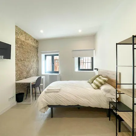 San Isidoro Coliving بيت ضيافة اوفيدو