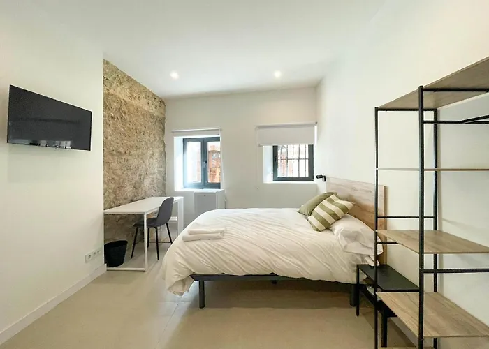 San Isidoro Coliving Pensión Oviedo