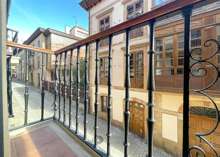 San Isidoro Coliving Pensión Oviedo